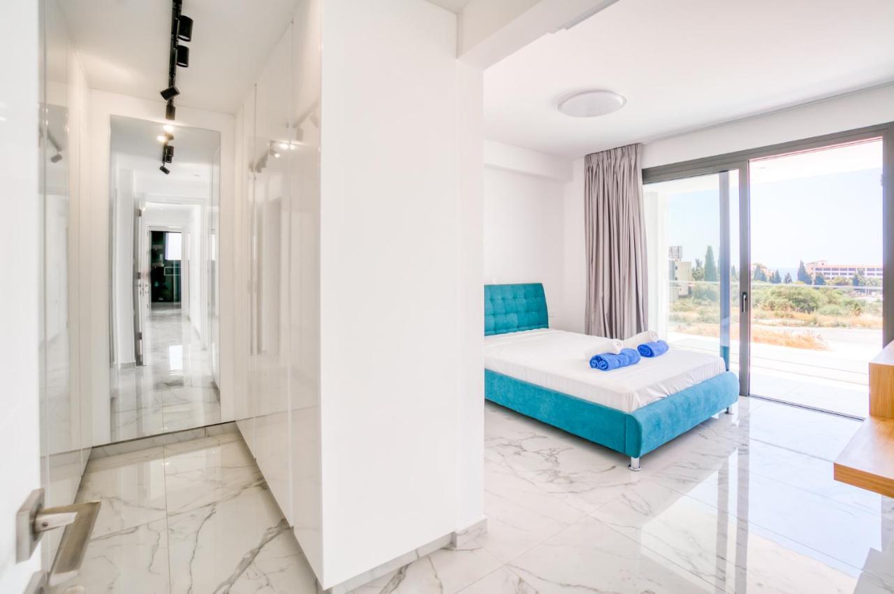 Villa Arsinoe By Ezoria Villas كورال باي المظهر الخارجي الصورة